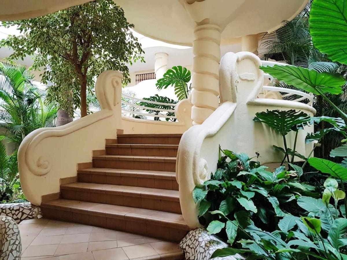 Lujoso Apartamento En De La Isla De Puerto Marina ベナルマデナ エクステリア 写真