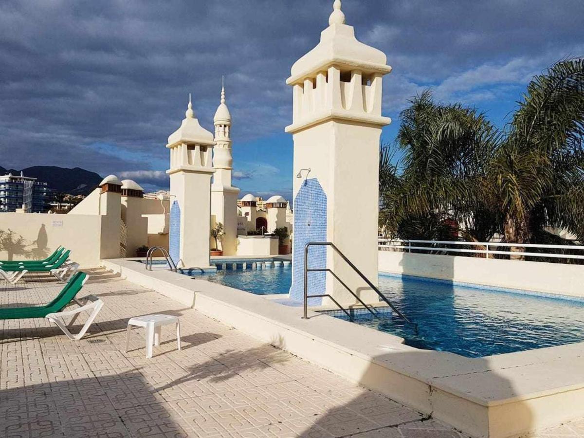 Lujoso Apartamento En De La Isla De Puerto Marina ベナルマデナ エクステリア 写真